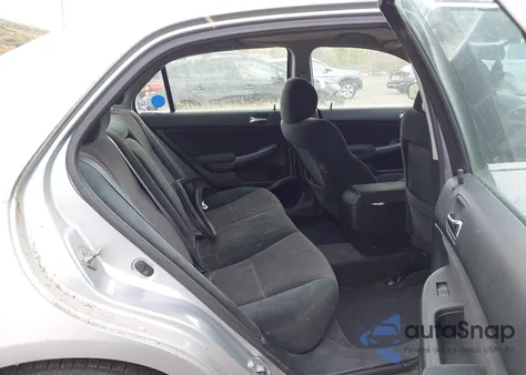 2003 Honda Accord 2.4 Lx z USA, uszkodzony, nr VIN 1HGCM56433A062503